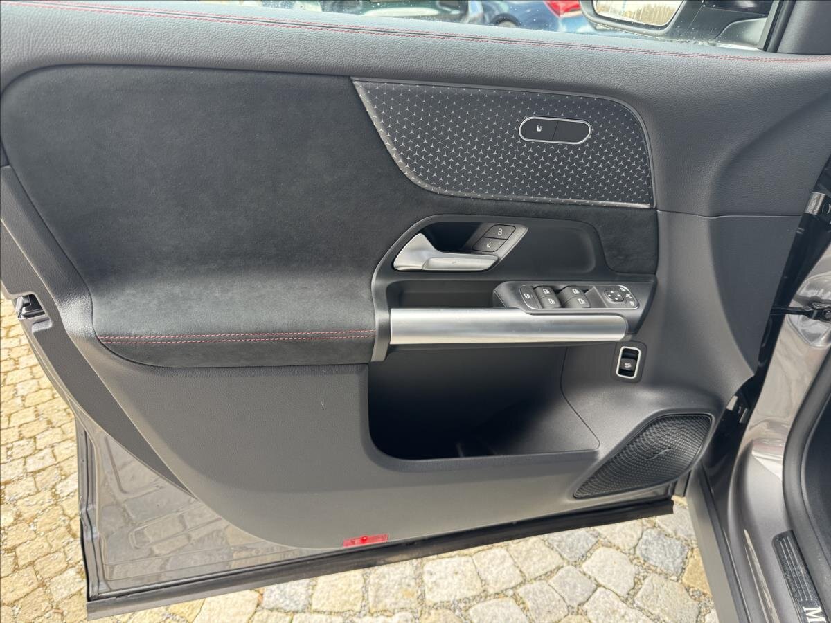 Mercedes-Benz GLA SUV 2,0 l 110 kw