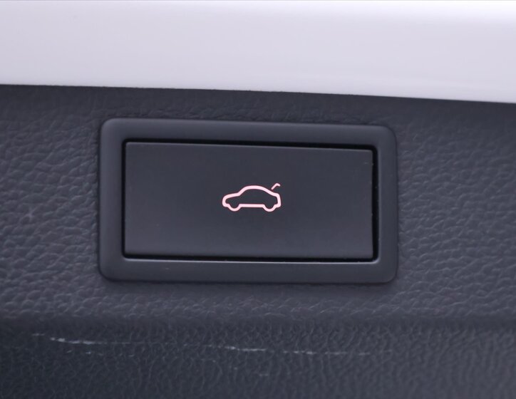 Škoda Karoq SUV / Terénní 2,0 l 110 kw