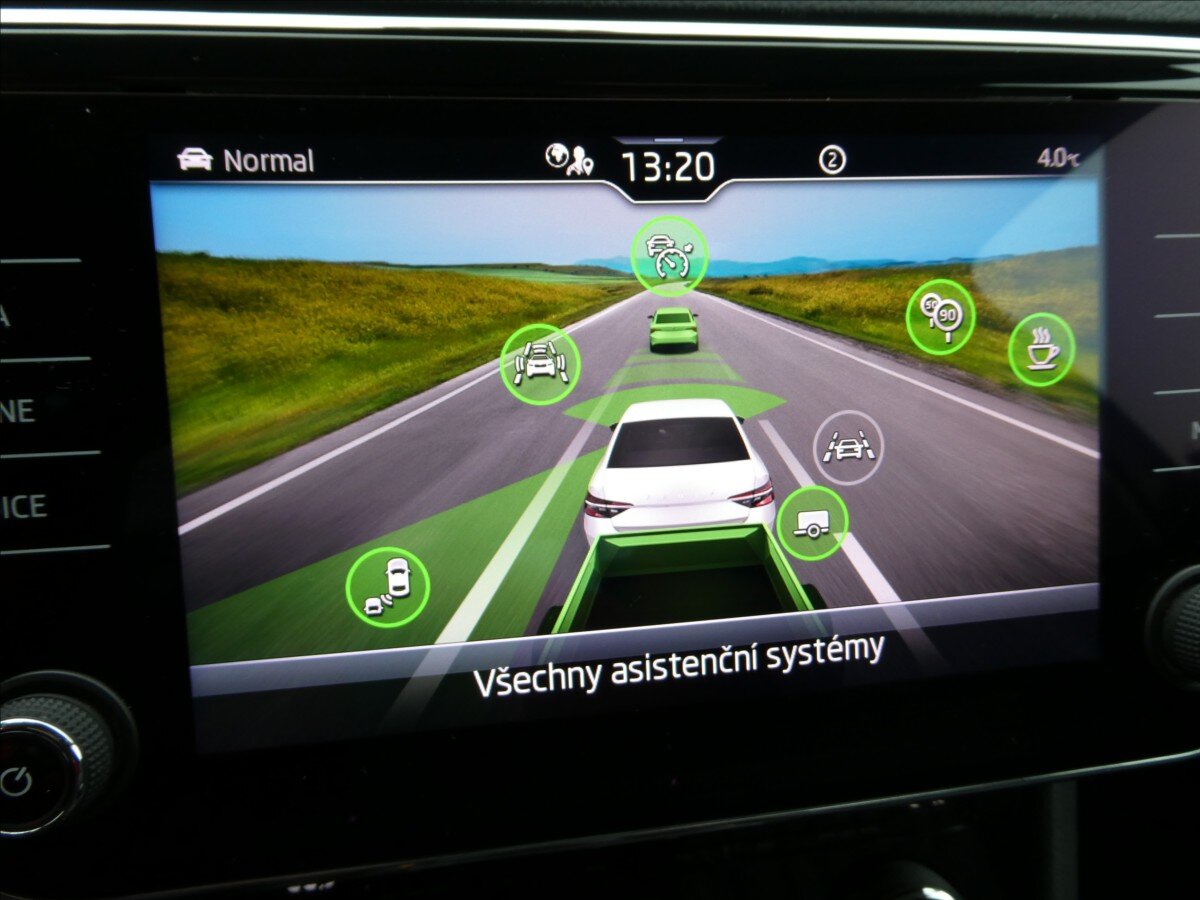 Škoda Superb Sedan / Limuzína 2,0 l 110 kw