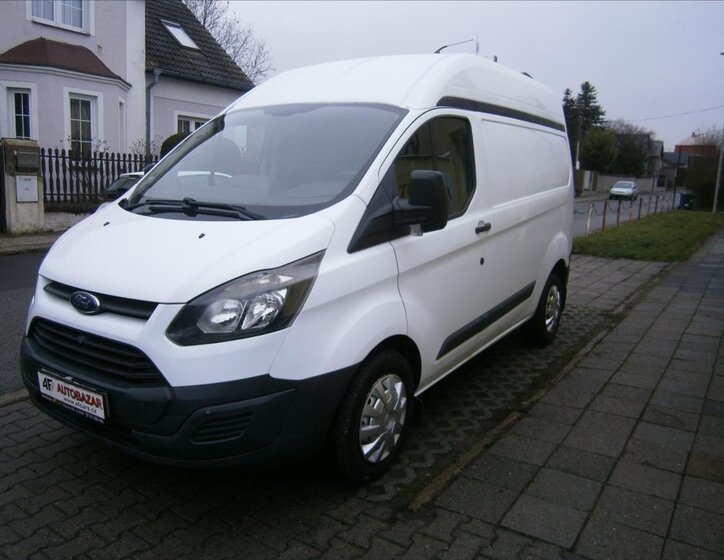 Ford Transit Custom 3