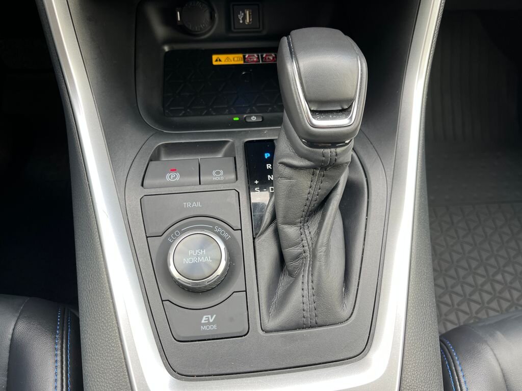 Toyota RAV4 SUV 2,5 l 131 kw