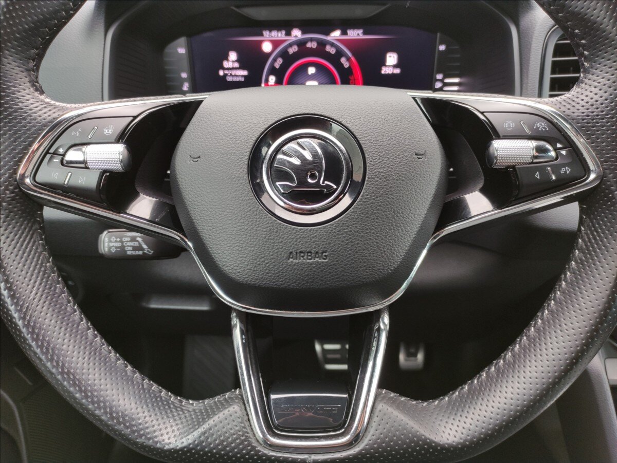 Škoda Karoq SUV / Terénní 1,5 l 110 kw