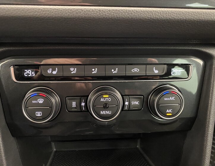 Volkswagen Tiguan 19