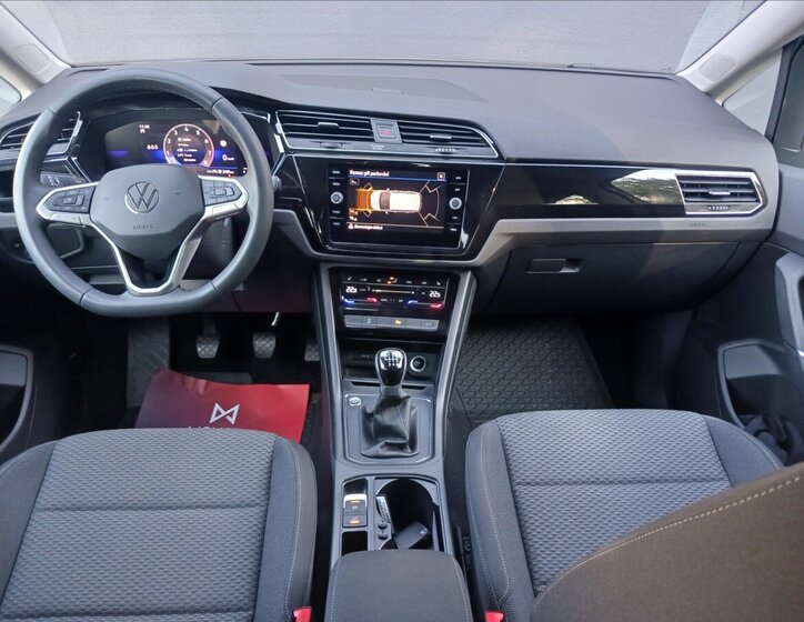 Volkswagen Touran 12