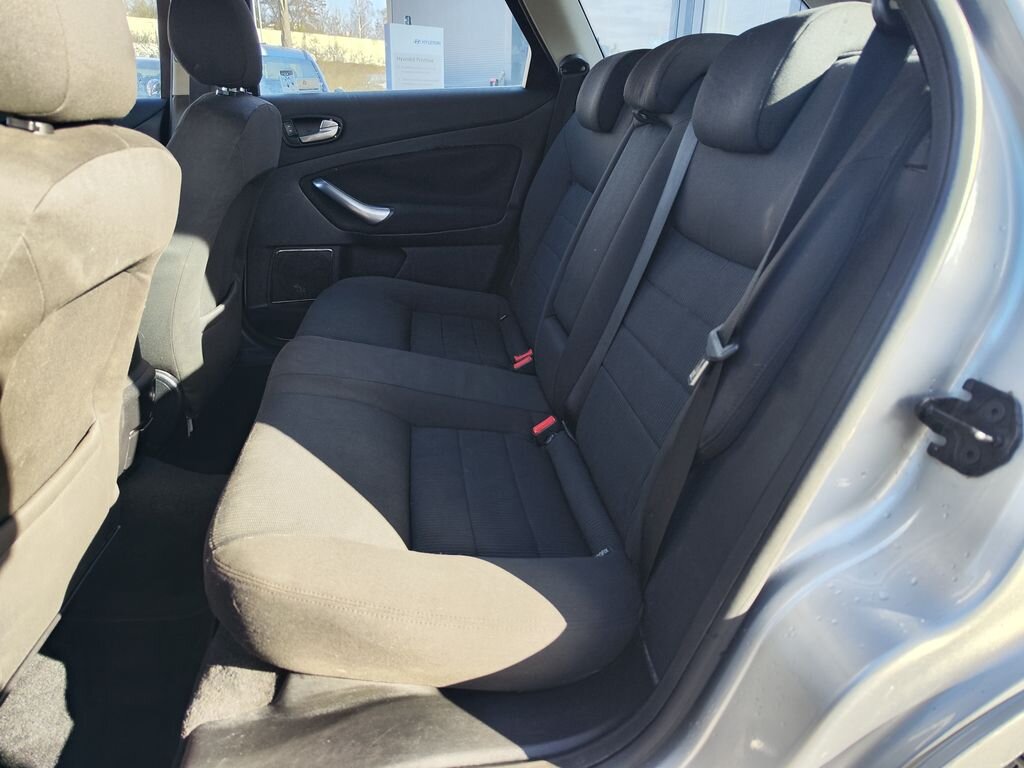 Ford Mondeo Kombi 2,0 l 103 kw