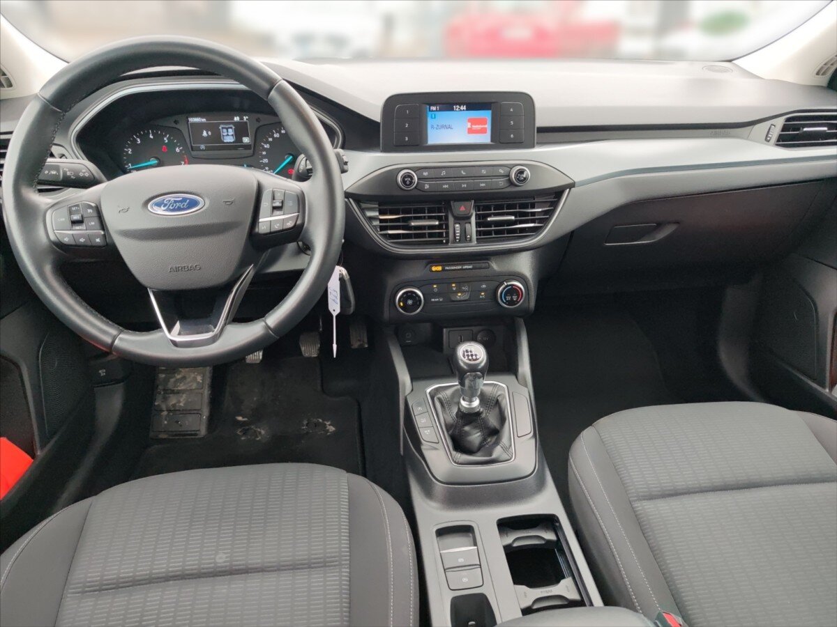 Ford Focus Kombi 999,0 92 kw