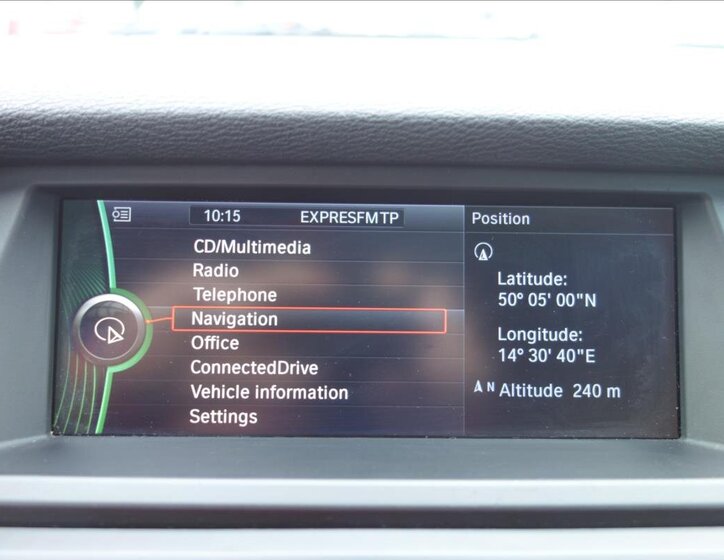 BMW X5 SUV 3,0 l 225 kw