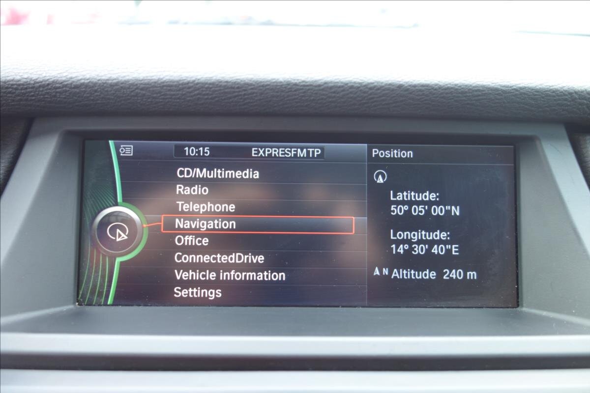 BMW X5 SUV 3,0 l 225 kw