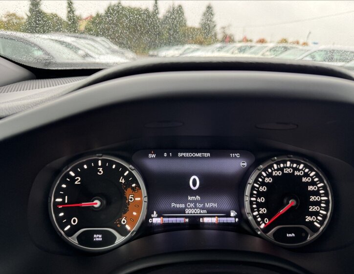 Jeep Renegade SUV 1,6 l 84 kw