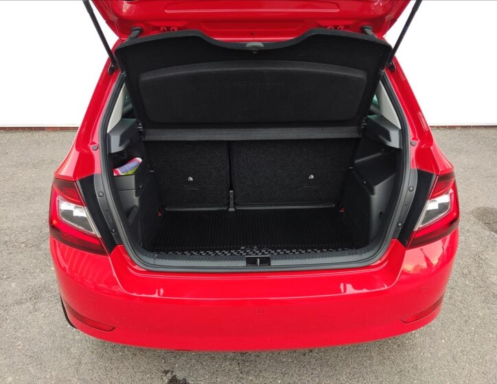 Škoda Fabia Hatchback 999,0 70 kw