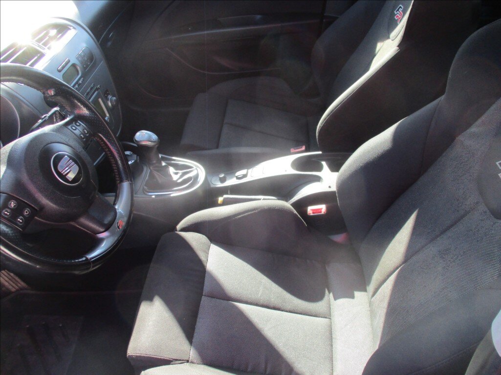 Seat Leon Hatchback 2,0 l 125 kw