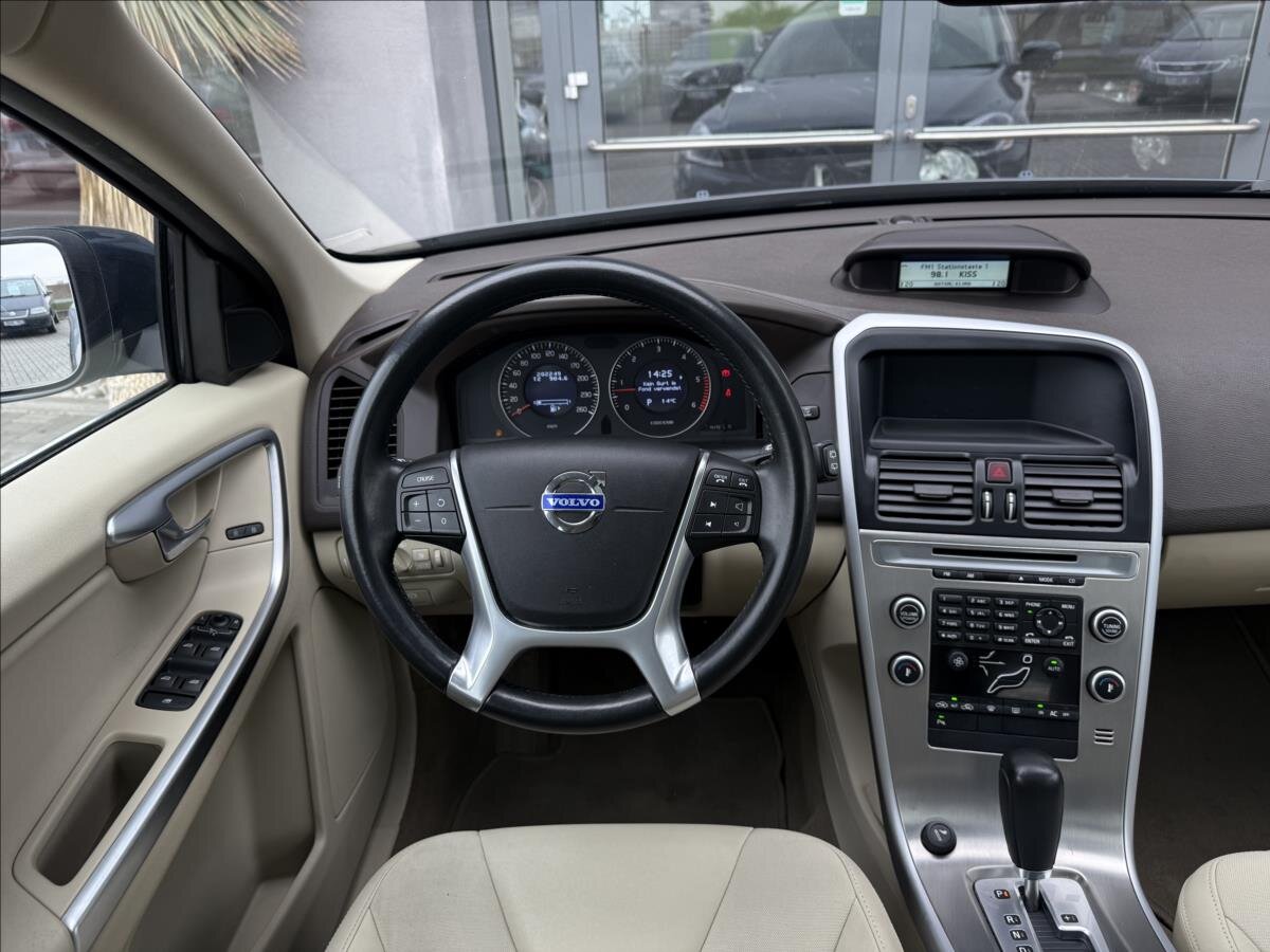 Volvo XC60 Kombi 2,4 l 129 kw