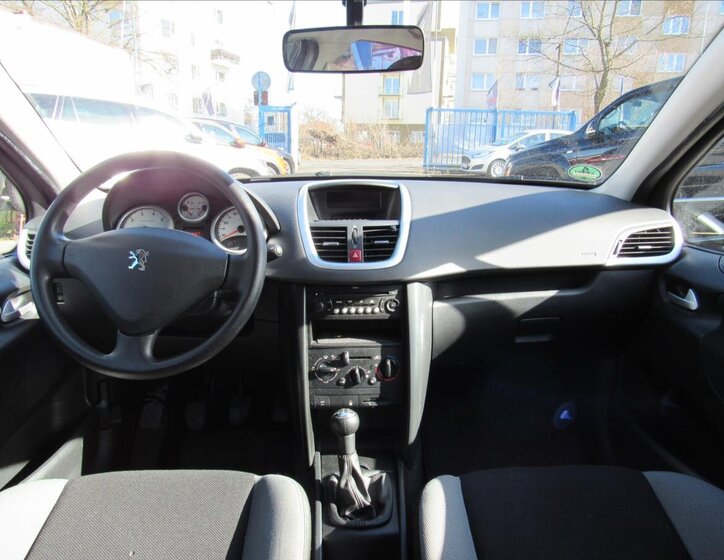 Peugeot 207 Hatchback 1,4 l 70 kw