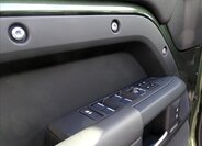 Land Rover Defender SUV / Terénní 3,0 l 257 kw