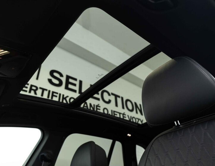 BMW X5 SUV / Terénní 4,4 l 390 kw