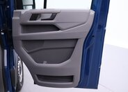 Volkswagen Crafter 12