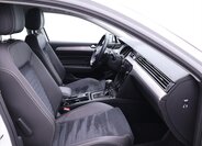 Volkswagen Passat 13