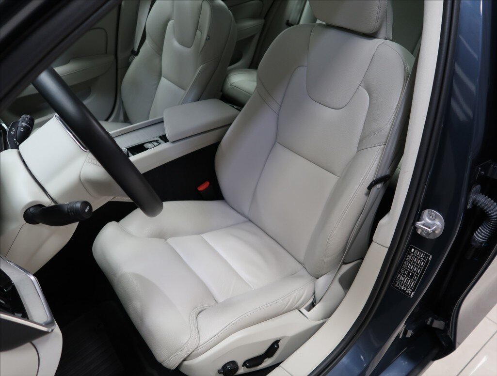 Volvo S60 Sedan / Limuzína 2,0 l 184 kw