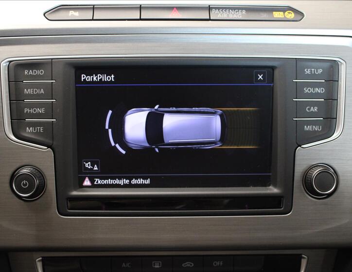 Volkswagen Passat 23