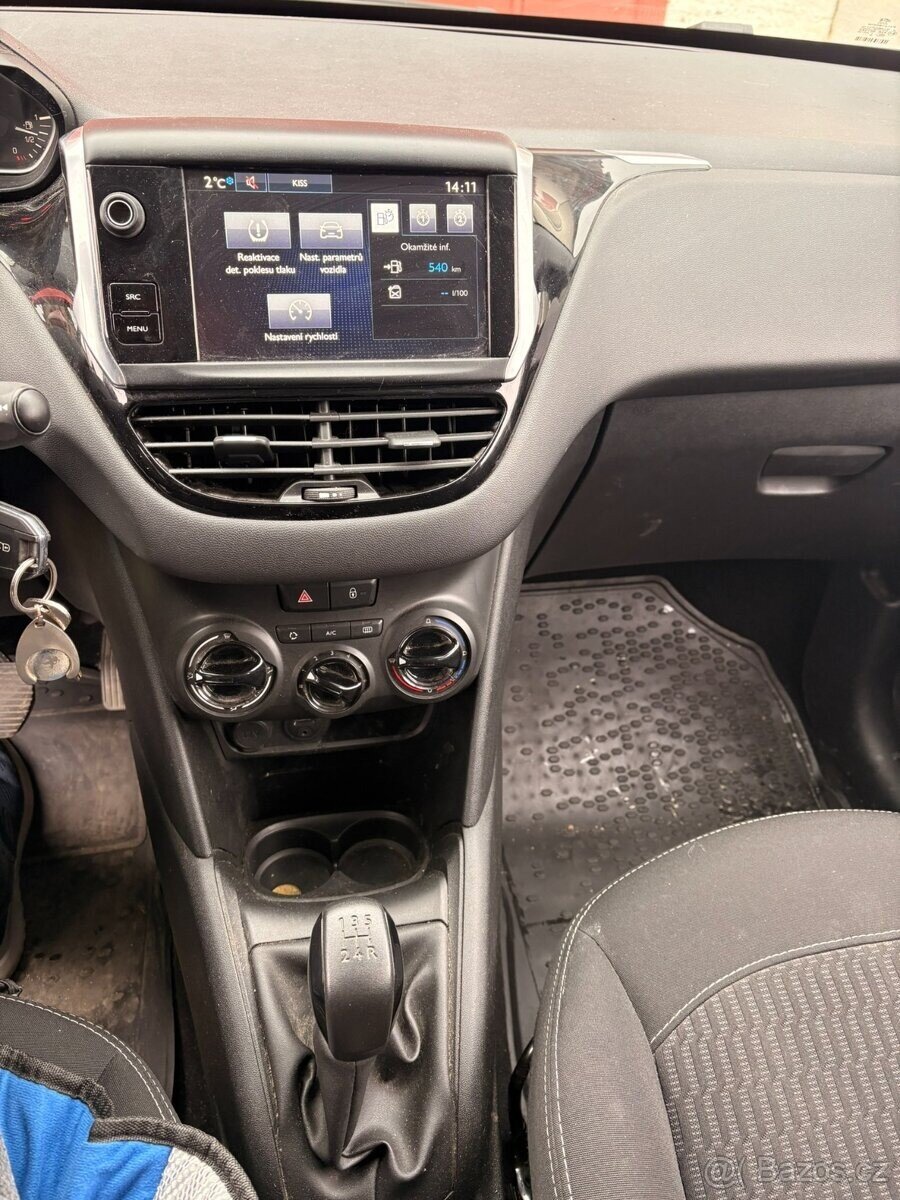 Peugeot 208 Liftback 0,0 60 kw