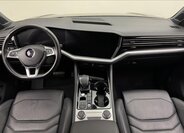 Volkswagen Touareg SUV / Terénní 3,0 l 210 kw