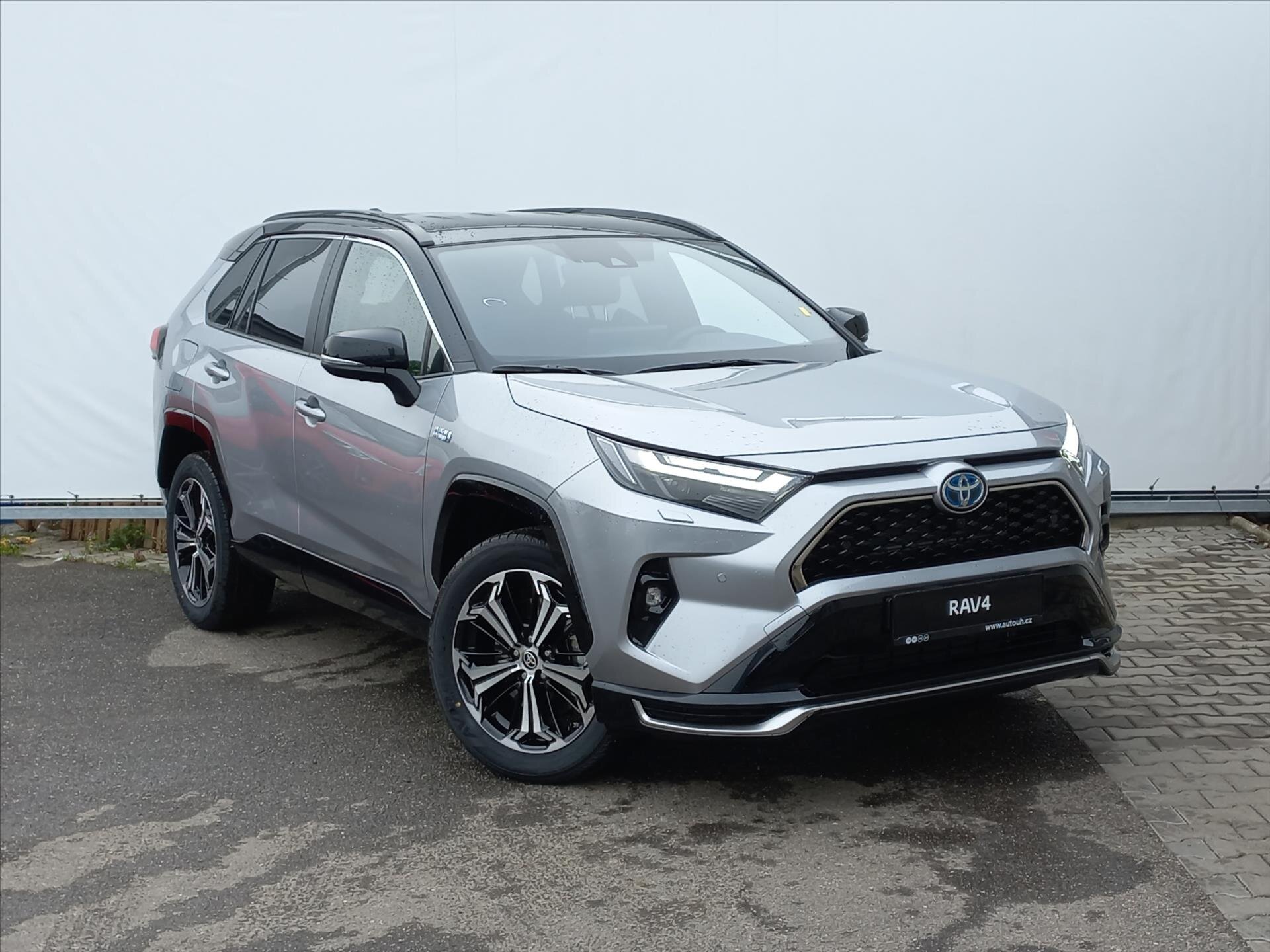 Toyota RAV4 SUV 2,5 l 136 kw