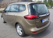 Opel Zafira 13