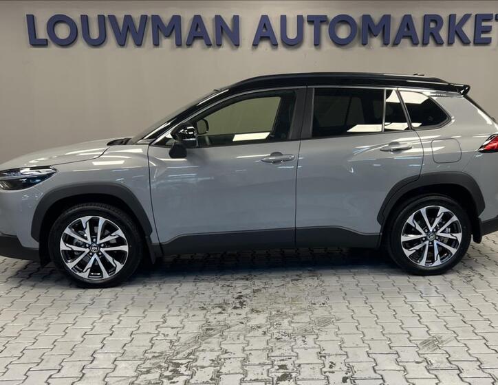 Toyota Corolla Cross 3