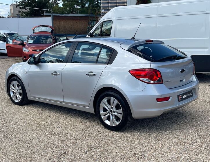 Chevrolet Cruze 3