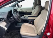 Toyota Sienna MPV 2,5 l 180 kw