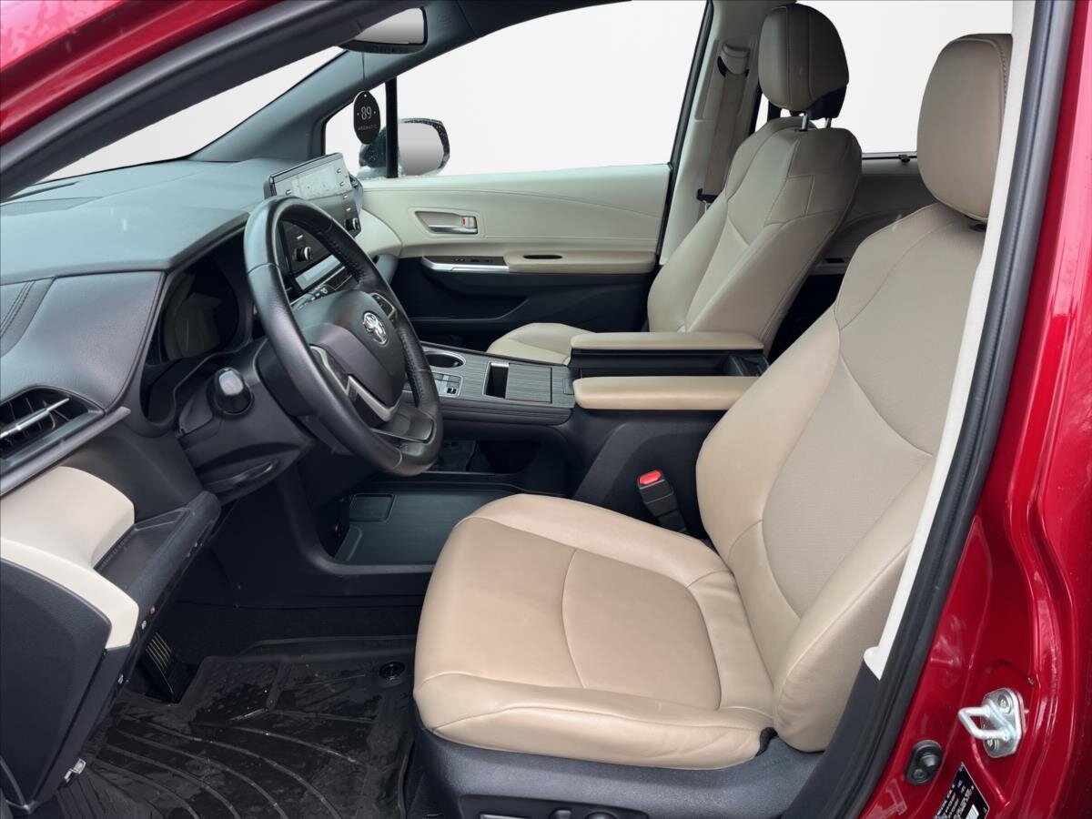 Toyota Sienna MPV 2,5 l 180 kw