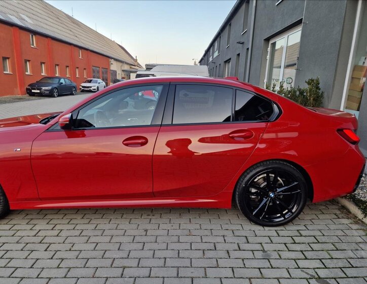 BMW Řada 3 Sedan 2,0 l 140 kw