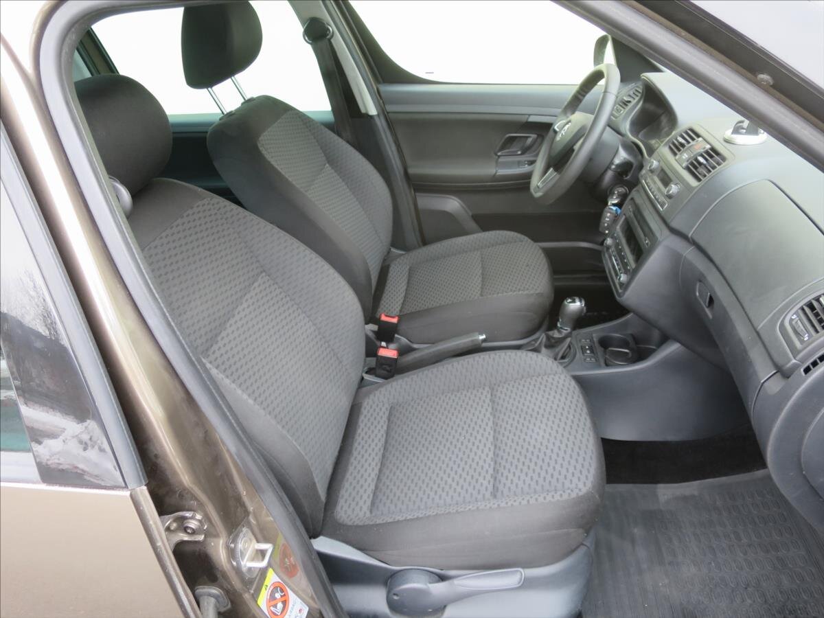 Škoda Roomster Hatchback 1,2 l 77 kw