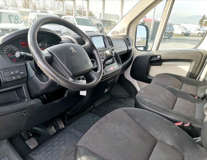 Peugeot Boxer 6