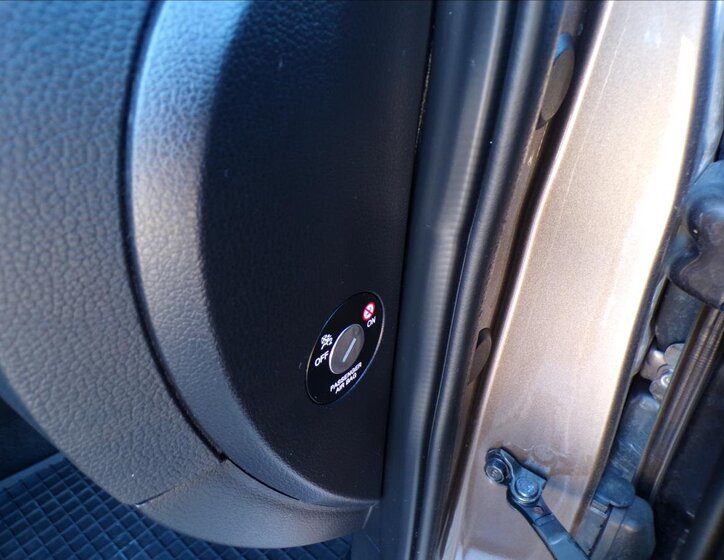 KIA Sportage Kombi 2,0 l 120 kw