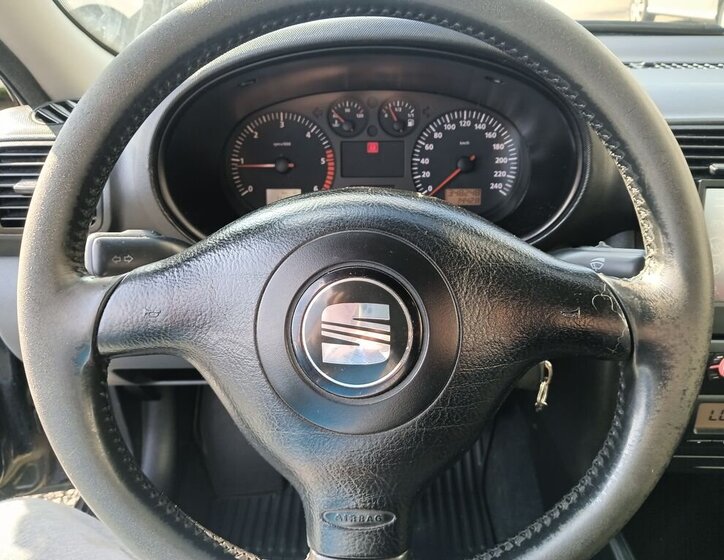 Seat Leon Hatchback 1,9 l 66 kw