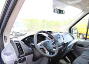 Ford Transit 9