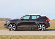 Volvo XC40 SUV / Terénní 2,0 l 140 kw