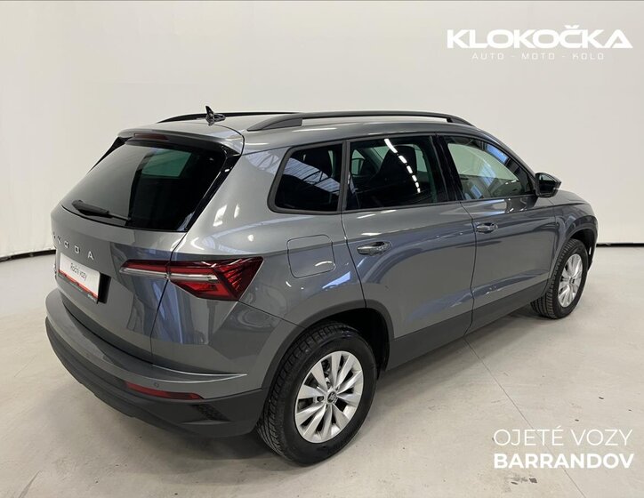 Škoda Karoq SUV 1,5 l 110 kw