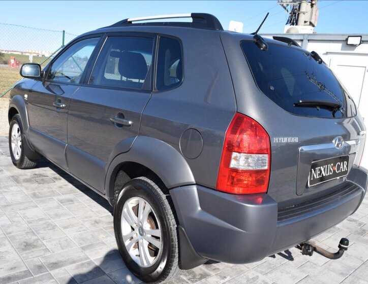 Hyundai Tucson SUV 2,0 l 104 kw