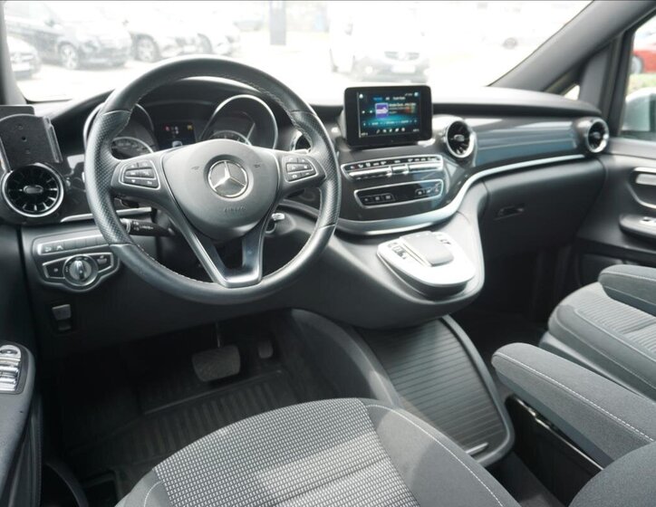 Mercedes-Benz Třídy V VAN-Minibus 2,0 l 174 kw