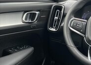Volvo XC40 SUV 2,0 l 145 kw