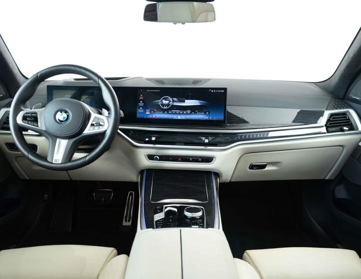 BMW X7 12