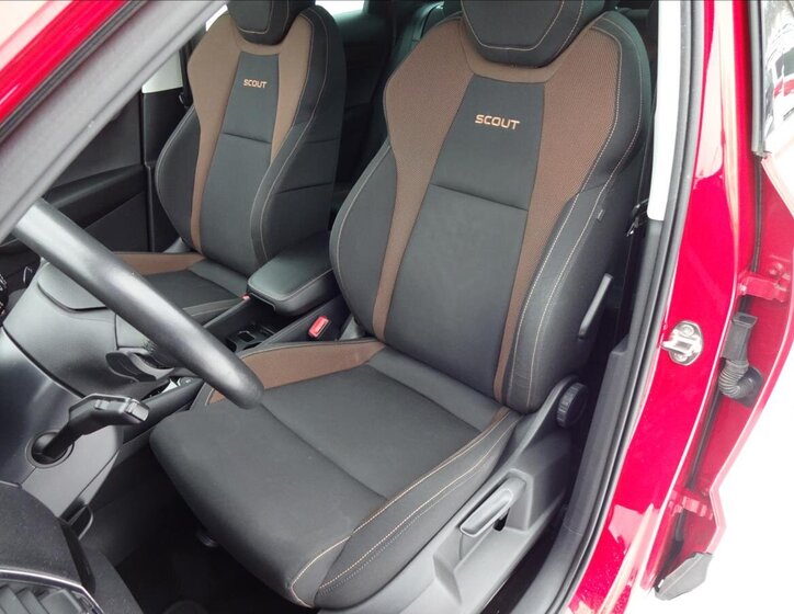 Škoda Karoq Kombi 2,0 l 110 kw