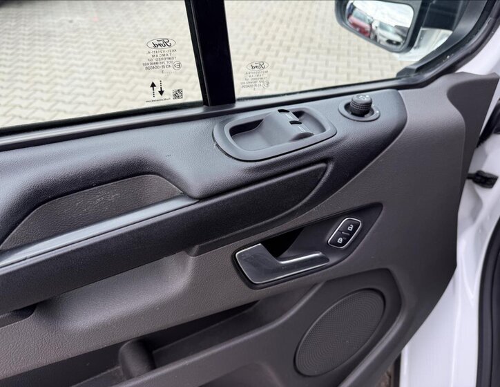 Ford Transit Custom Skříň 2,0 l 77 kw