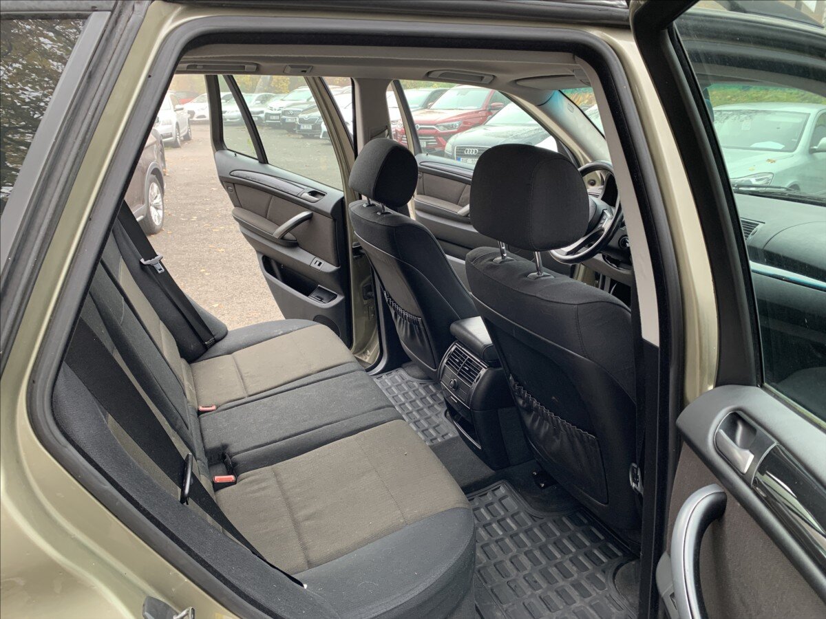 BMW X5 SUV / Terénní 3,0 l 160 kw