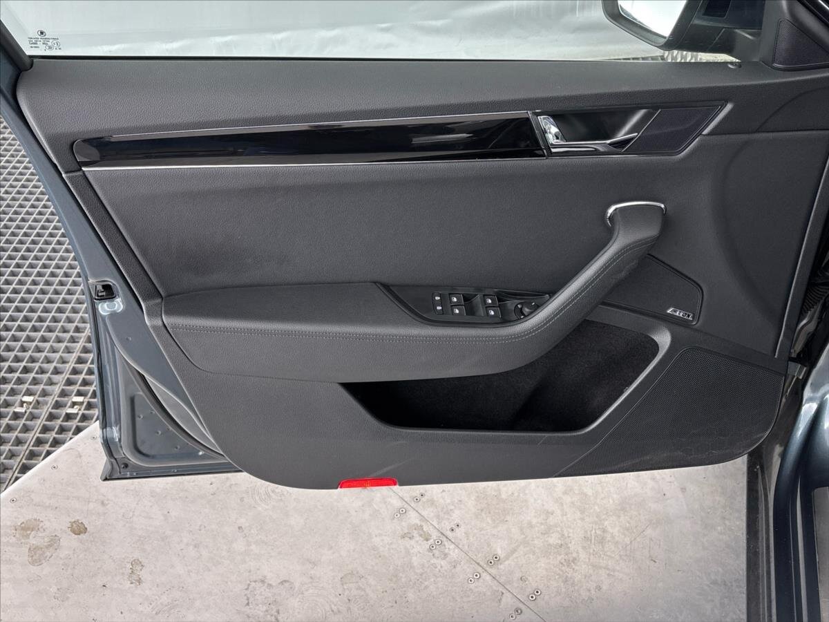 Škoda Superb Kombi 2,0 l 147 kw