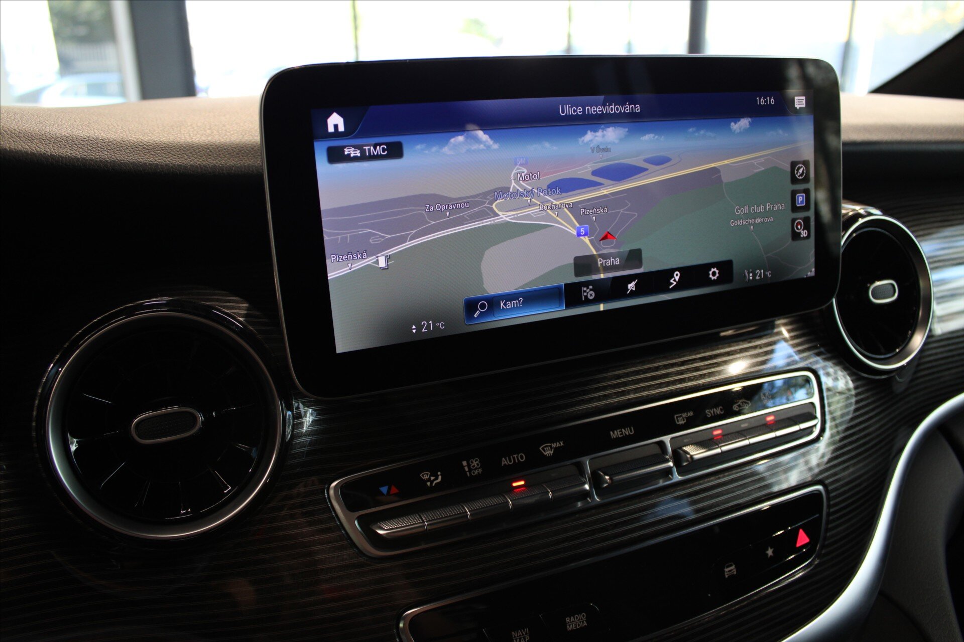 Mercedes-Benz Třídy V MPV 2,0 l 174 kw