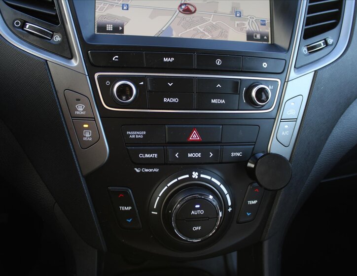 Hyundai Santa Fe SUV / Terénní 2,2 l 147 kw