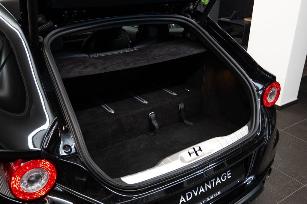 Ferrari FF Kupé 6,3 l 486 kw